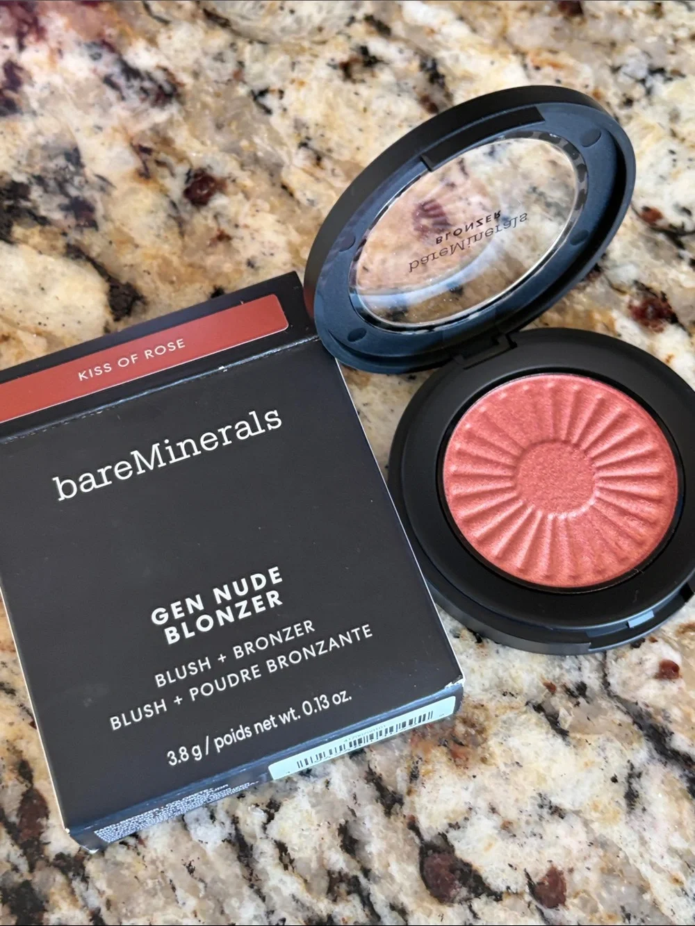 💕💋Bareminerals Kiss of Rose Gen Nude Blonzer